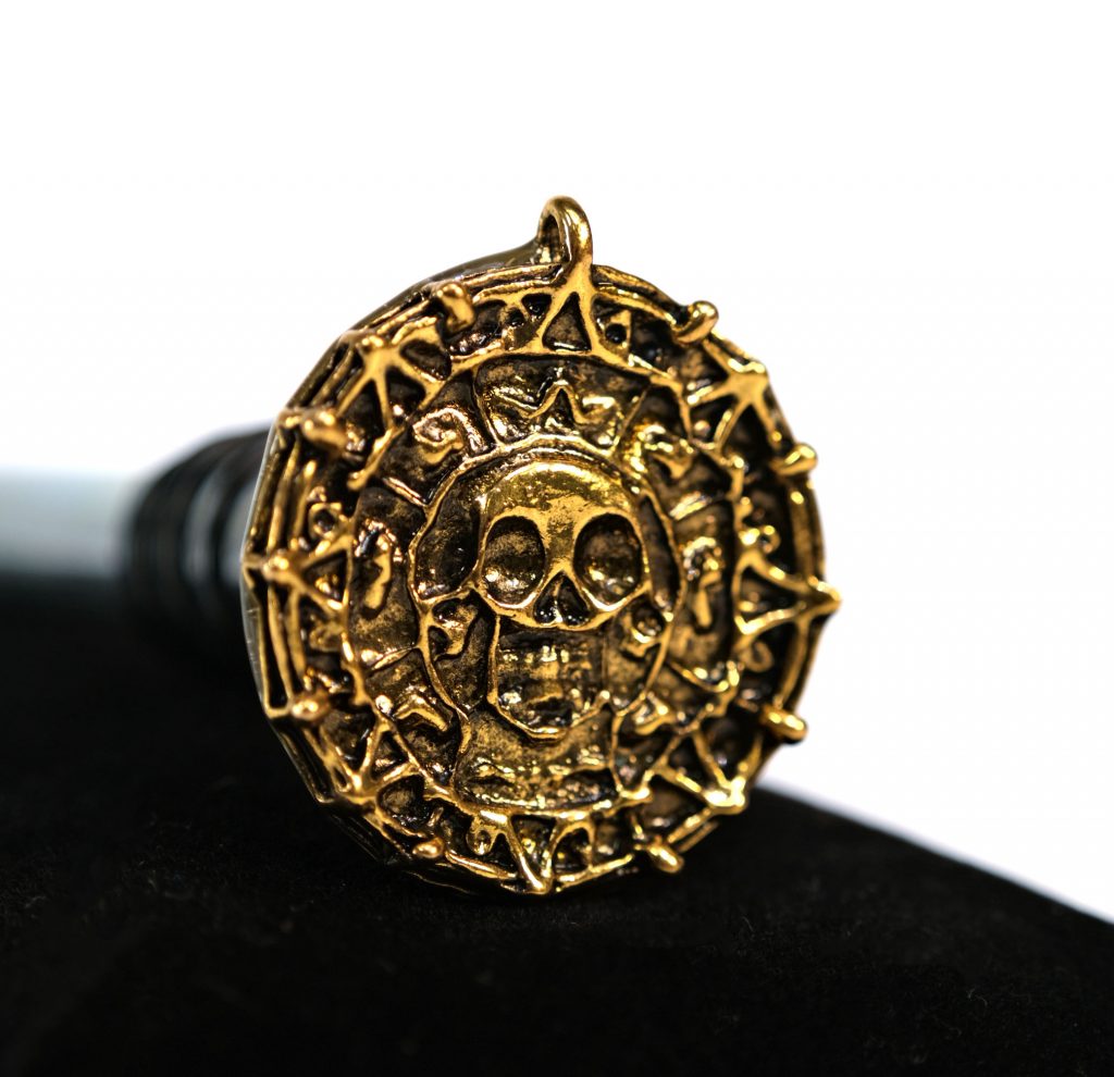 Super Skill Shot Shooter: Medallion Cursed Gold for Pirates of the Caribbean (Stern)